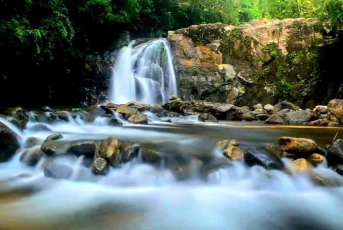 Rainforest River Bay Deniyaya Eksteriør bilde